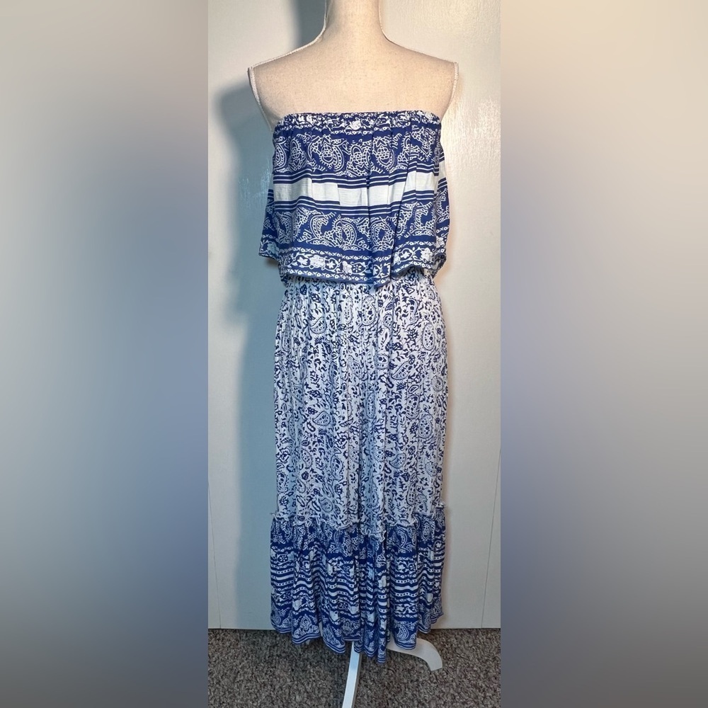Chelsea Taylor Wide-Leg Strapless Jumpsuit – Size M Blue & White Print - Picture 6 of 9
